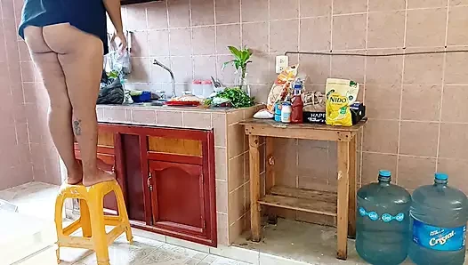 Chubby Mom in the Kitchen 1