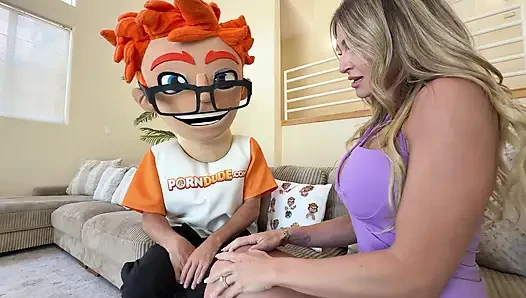Andi Avalons'a porndudecasting'de büyük yarağımla büyük memelerini ve ıslak amcığını tedavi ediyor