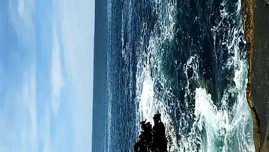 Kedi yalama ve anal içinde bir atlantic cave