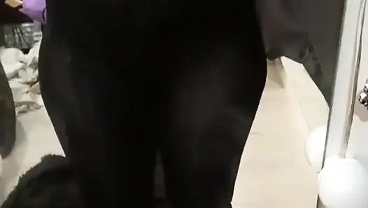 Külot ve çoraplı fantezi gösterisi