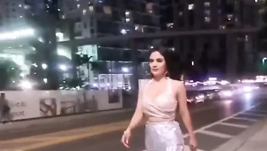 Dilcy gomez iletkena sıcak