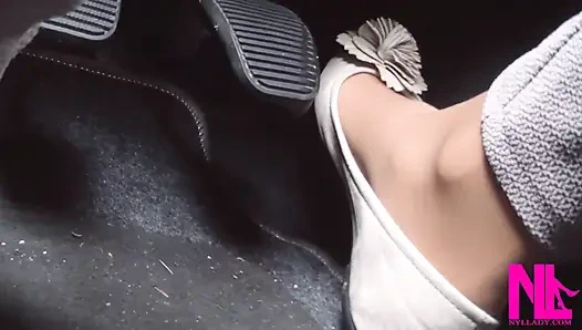 Hortumlu ayaklarda bej düzlüklerde yumuşak canlandırma ve narin pedal pompalama