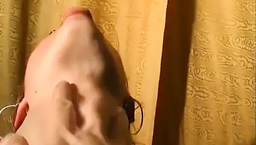 Ateşli seksi amatör esmer tek başına oyun