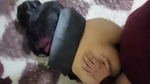 Ev yapımı bize grup halinde ev ödevi verdiler, ödevi biz yapmadık, ama sınıf arkadaşımla ne kadar sikiştim!