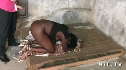 tombul fransız siyah sürtük bağlı ve sodomized