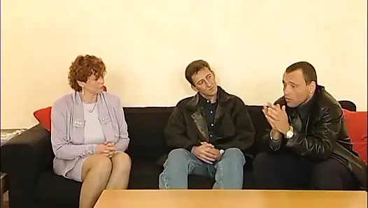 Olgun Gerda ve ilk üçlü grup seks
