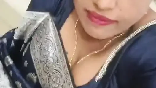 Kendi teyzen sari içinde parlıyor