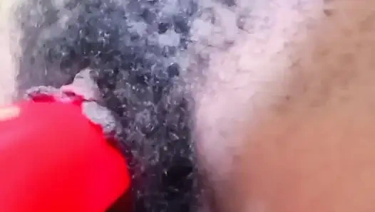 Bisikletle kendimi sikmek istediğimi bilmiyordu