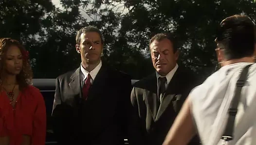 Rita faltoyano kansas şehir komşusunu baştan çıkarıyor