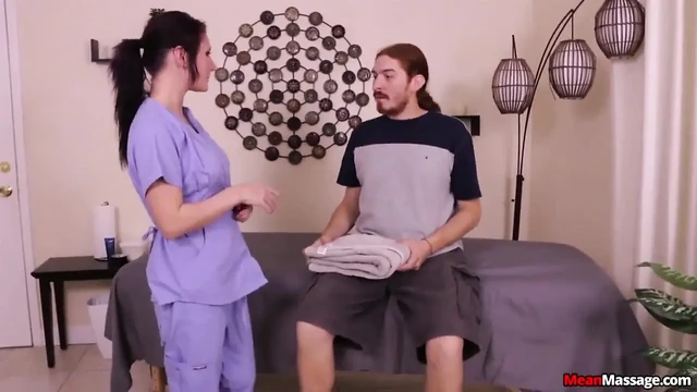 Stella Stone'un acı verici iple mastürbasyonu