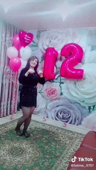 Aze tiktok kızı naylon ayaklar