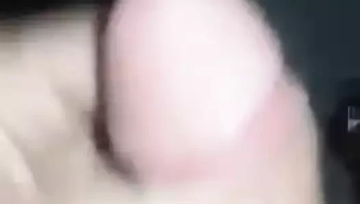 Boşalana kadar yarağımı sikiyorum