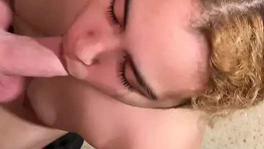 Yüz kahrolası ile dağınık yüz