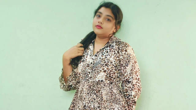 Güzel Hintli üvey kız kardeş sıkı amcık Hintçe sesli seks, desi yerel Hintçe mms güzel Hintli üniversiteli kız xxxx