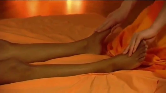 Vücuda dokun: tantra lezbiyen masajı: bölüm 2
