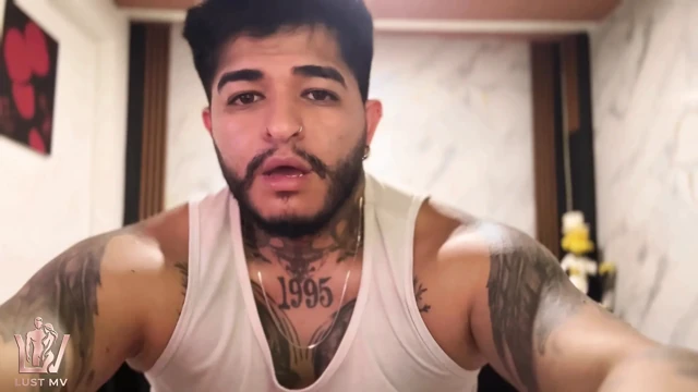 Çifte penetrasyon, anal seks, fışkırtma ve boşalma. valentina badillo ve maicol cardona.
