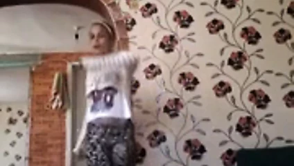 Ciganka igrae regeton