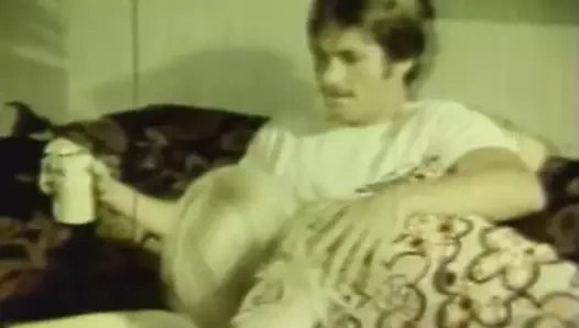 genç sarışın güzellik yalvarır olmak için becermek (1960s vintage)