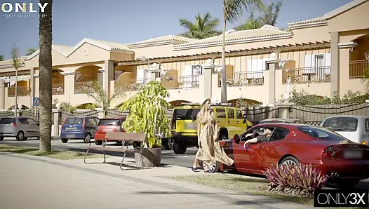 Sarışın ateşli alyssia kent penthouse seks açık havada premium düzenleme sadece altın avcısı