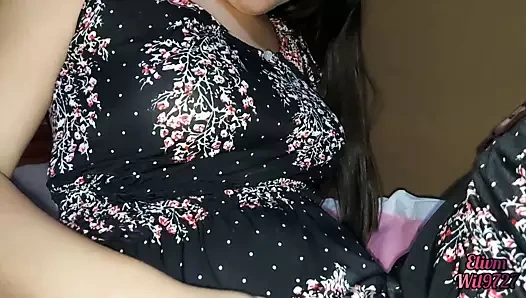 Üvey kuzen flört ediyor ve desi ile romantik sikişiyor