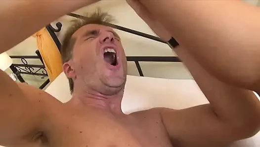 Büyük mağazadan orta yaşlı seksi kadını sikiyorum