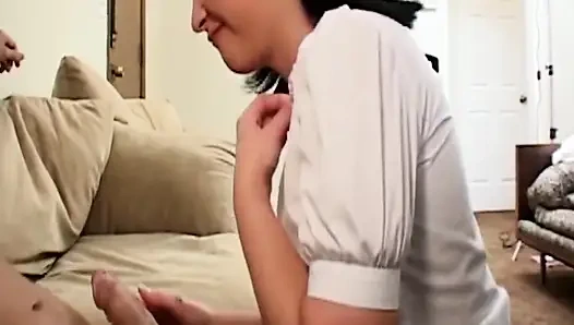 İlk Lanet 18 Yaşındaki Orospu Sperm Yutan