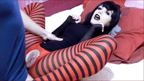 Sıcak goth üvey kardeş - mavis cosplay