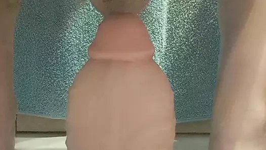 Götümde 10 cm çapında dildo