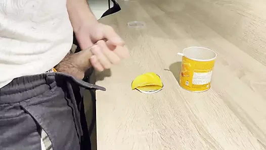 Pringles'e boşalıyorum
