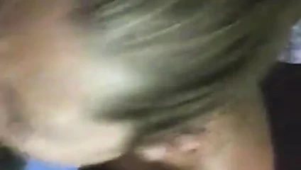 Bazı beyaz kaltak emme o uzun siyah çük