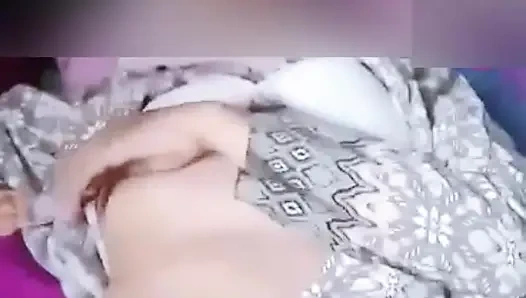 A Teacher Who Doesn't Want to Be Seen in the Movie