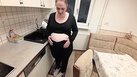 Büyükannenin evinde komşunun çocuklarıyla uğraşmak en iyisidir