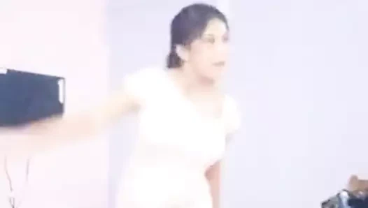 Ajina menon seksi tik tok aktris