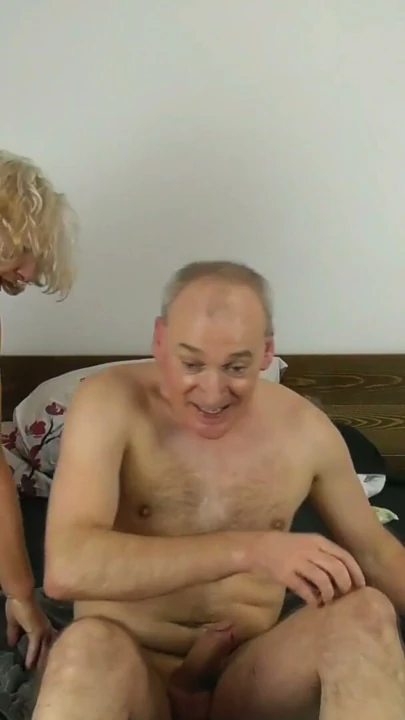 Büyük Memeli MILF Camilla, Mr. Creampie ile Başka Bir Kamera Şovu Yapıyor | Bölüm 3