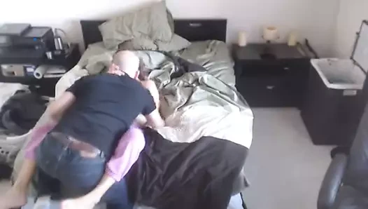 Kel adam minyon hatunu sikiyor 1