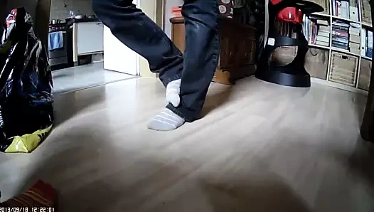 bir arkadaşını ziyaret et