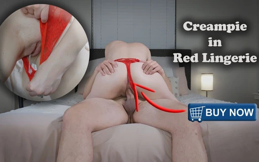 Kırmızı iç çamaşırlı büyük dölleme