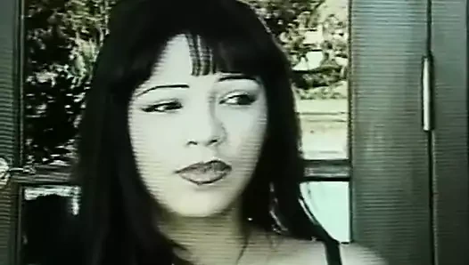 İpeksi kardeşler onu giy ve çıkar