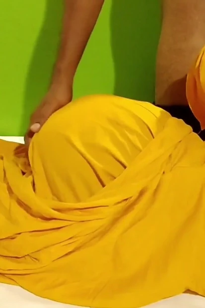 Секс с шурином, когда сводной сестры не было дома (секс прелюдия)