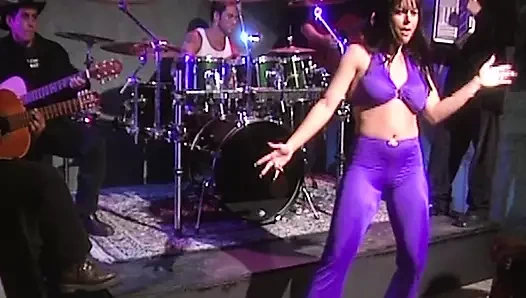 Jodie Moore yoğun kozmik bağ içinde