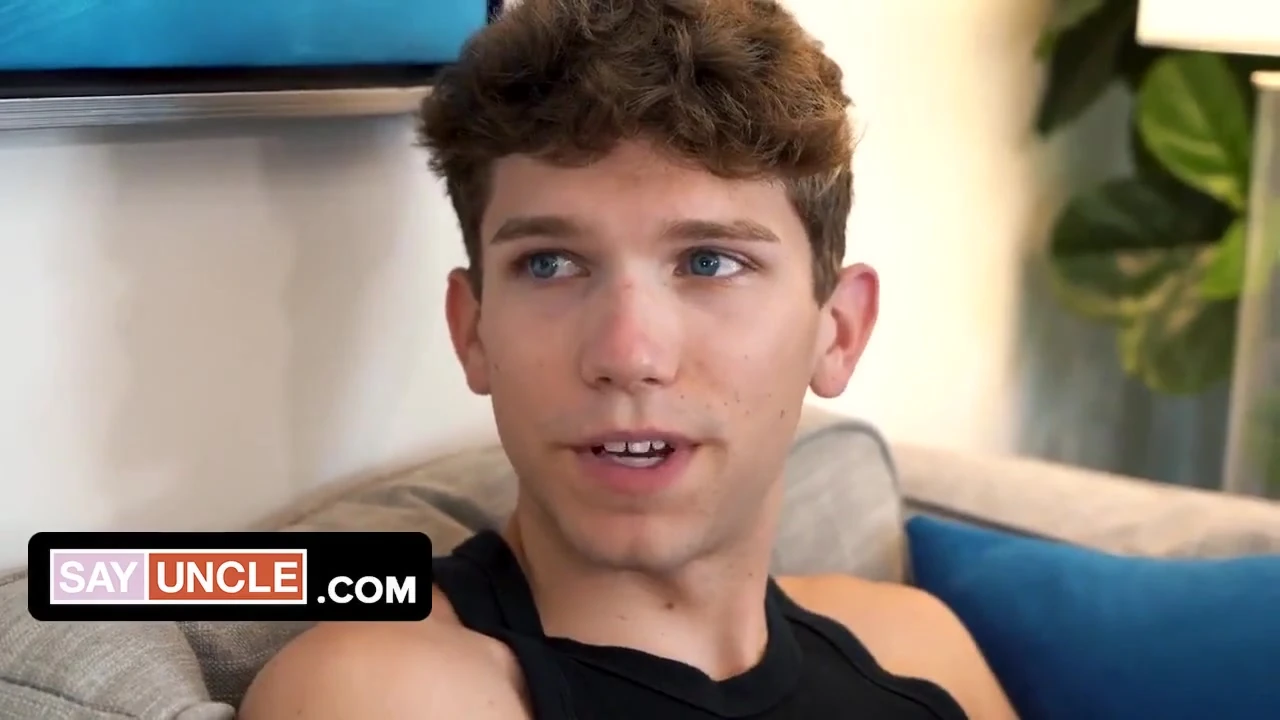Twink Says Goodbye to His Pervy Stepdad by Letting Him Destroy His Asshole