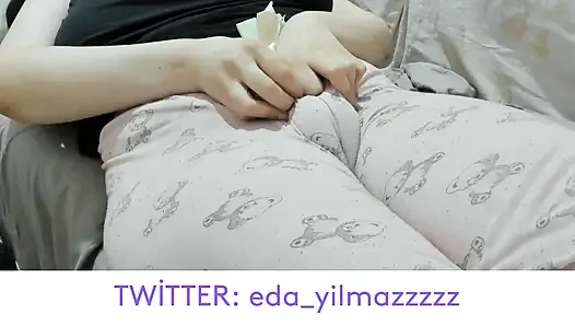 CAMEL TOE- KABARMIŞ AM- ŞİŞMİŞ AM- BÜYÜK AM- TURK MİLF- TURK PORNO- PİJAMAYLA AM