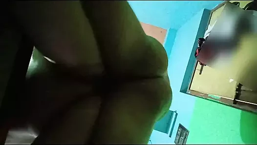 Üvey kız kardeşim çok seksi vücutlu büyük memeli büyük amcık sert seks