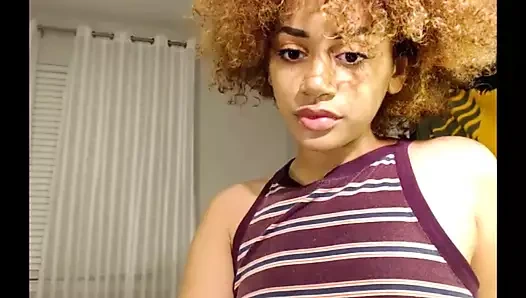 Kraliçe pisi yapay penis oyun