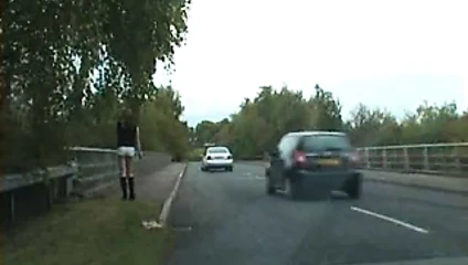 Zoe tranny orospu fahişe açık havada içinde sıkı sıcak pantolon