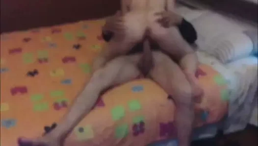 Eş var aldatmak seks ile asılı bull