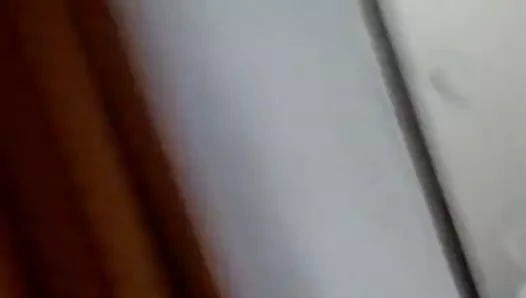 Vestida de novia, lista para ser cogida, travesti