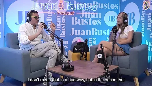 Oyuncaklarından daha iyi! Mollysmith Juan Bustos Podcast'te Sybian makinesinin her yerine fışkırtıyor