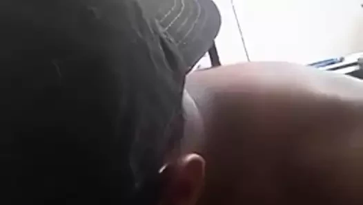 Sikini ağzımda seviyorum