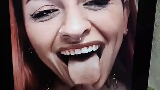 Cazzu boşalma anısına